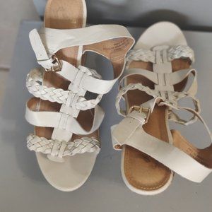 White wedges